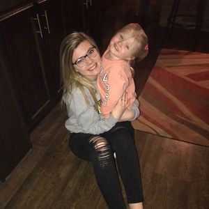 Meet your Posher, Katelyn